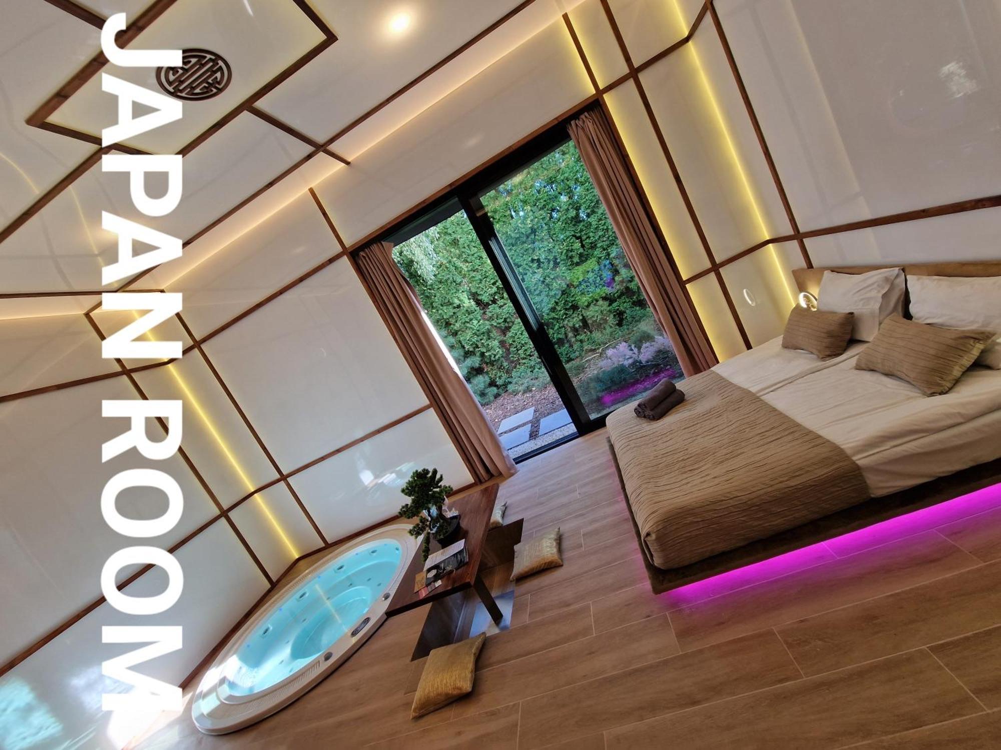 Hotel Ramka & Restaurant & Wine Bar Aparthotel