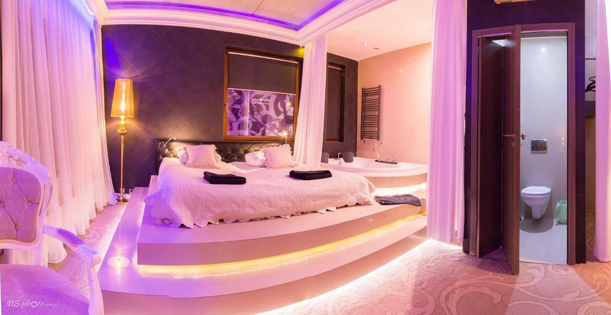 Aparthotel Hotel Ramka & Restaurant & Wine Bar Poznań