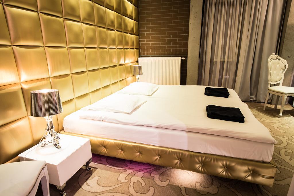 Hotel Ramka & Restaurant & Wine Bar Aparthotel Poznan