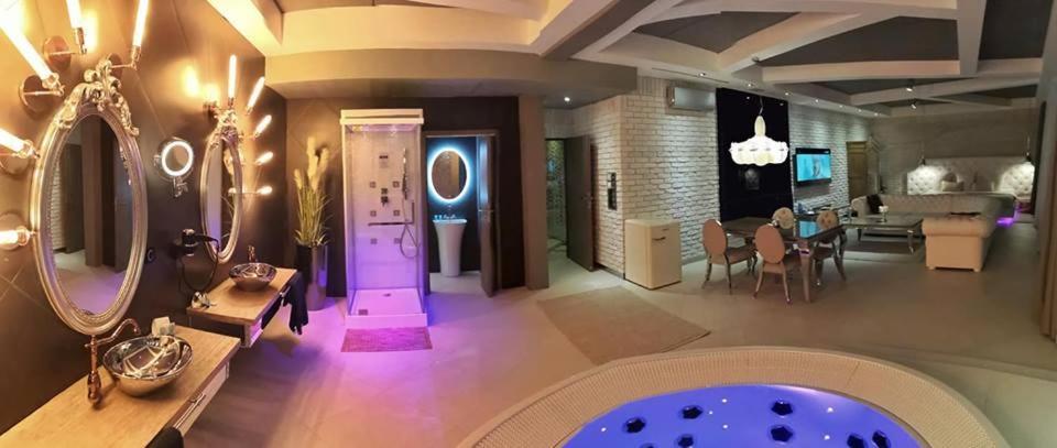 Hotel Ramka & Restaurant & Wine Bar Aparthotel